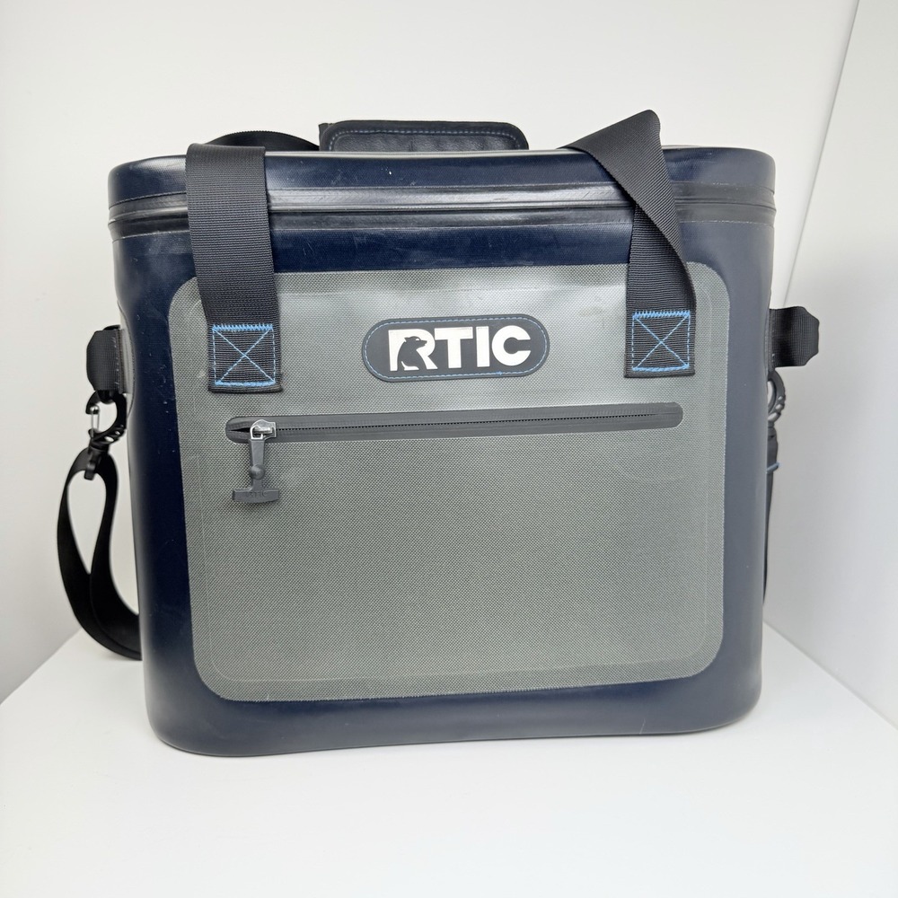 RTIC Ultra-Tough 30 Can Soft Cooler Portable Insulated Ice Chest Blue Gray
